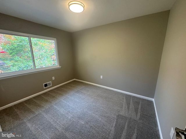 402 WARBURTON OAKS DR, Fort Washington, MD 20744