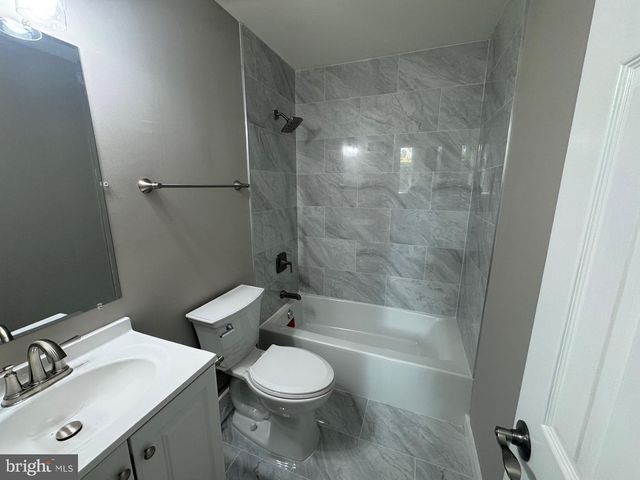 402 WARBURTON OAKS DR, Fort Washington, MD 20744