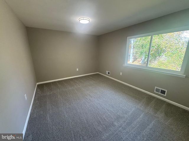 402 WARBURTON OAKS DR, Fort Washington, MD 20744