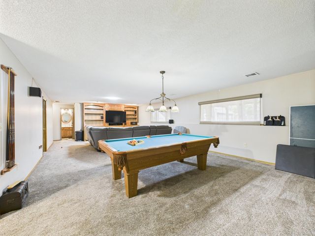 1700 E Southridge Cir, Derby, KS 67037