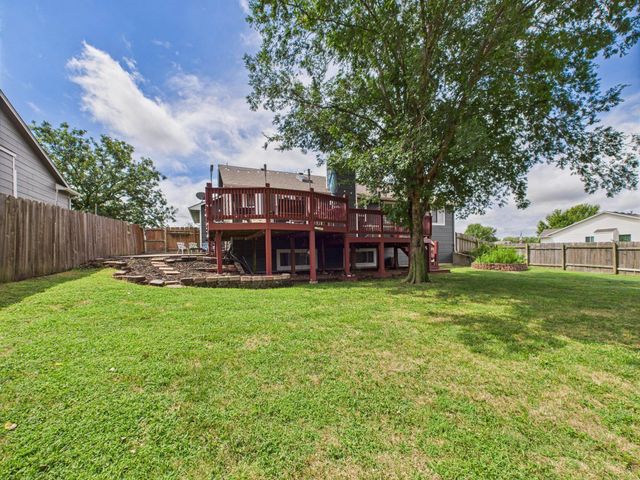 1700 E Southridge Cir, Derby, KS 67037