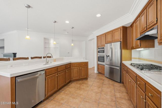 4855 Caminito Mirador, Camarillo, CA 93012