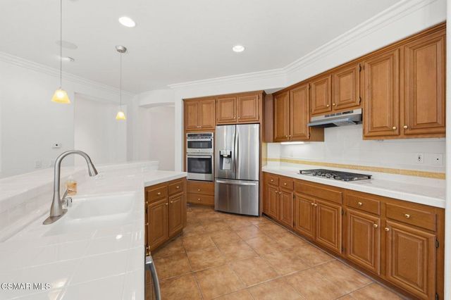 4855 Caminito Mirador, Camarillo, CA 93012