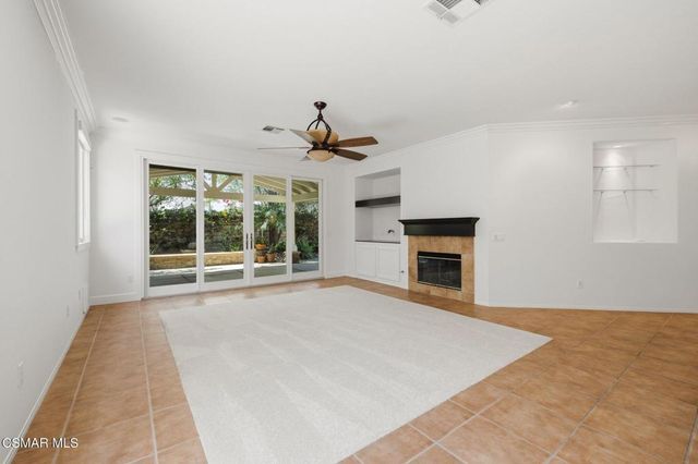 4855 Caminito Mirador, Camarillo, CA 93012