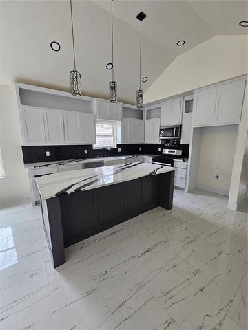 325 SE 19th Street, Oklahoma City, OK 73129