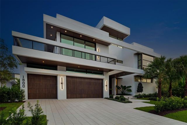 1500 SE 14th Street, Fort Lauderdale, FL 33316