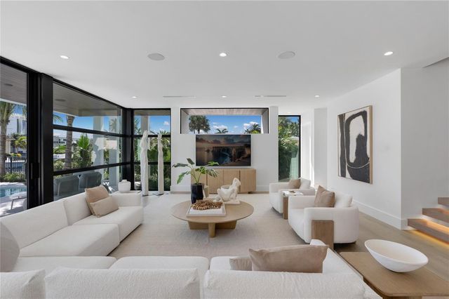 1500 SE 14th Street, Fort Lauderdale, FL 33316