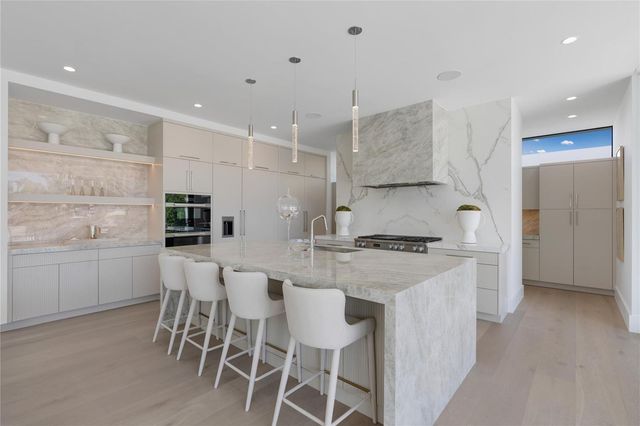 1500 SE 14th Street, Fort Lauderdale, FL 33316