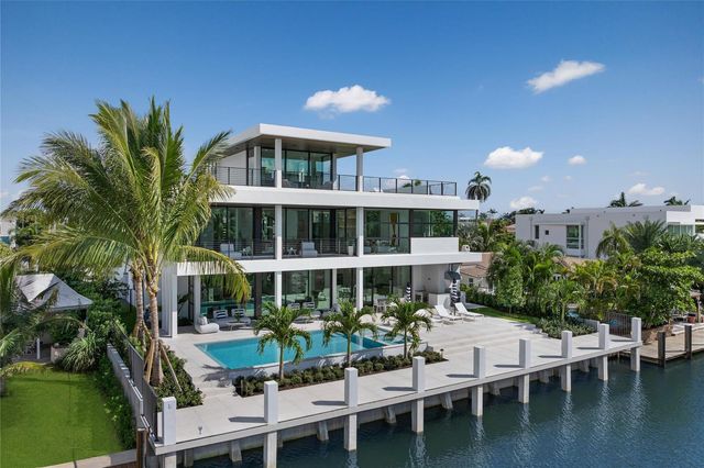 1500 SE 14th Street, Fort Lauderdale, FL 33316