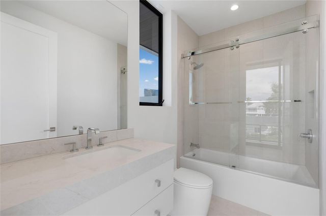 1500 SE 14th Street, Fort Lauderdale, FL 33316