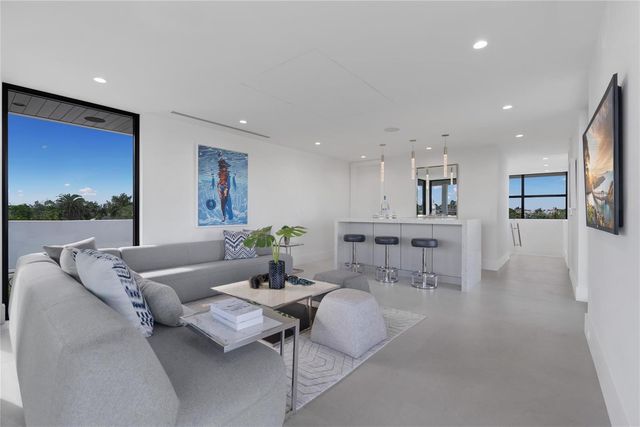 1500 SE 14th Street, Fort Lauderdale, FL 33316