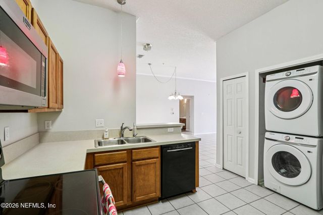 7920 MERRILL Road 408, Jacksonville, FL 32277