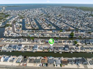 68 Gregg Drive, Beach Haven West, NJ 08050