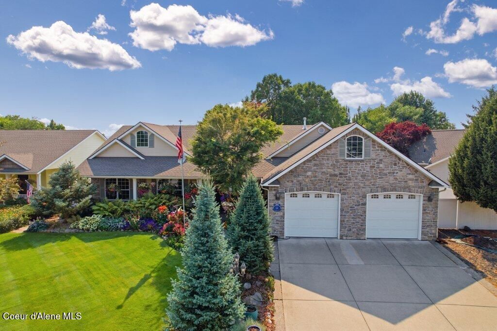 3606 W Loxton LOOP, Coeur d'Alene, ID 83815 photo 2