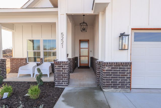 5221 Farnsworth Avenue, Fort Worth, TX 76107