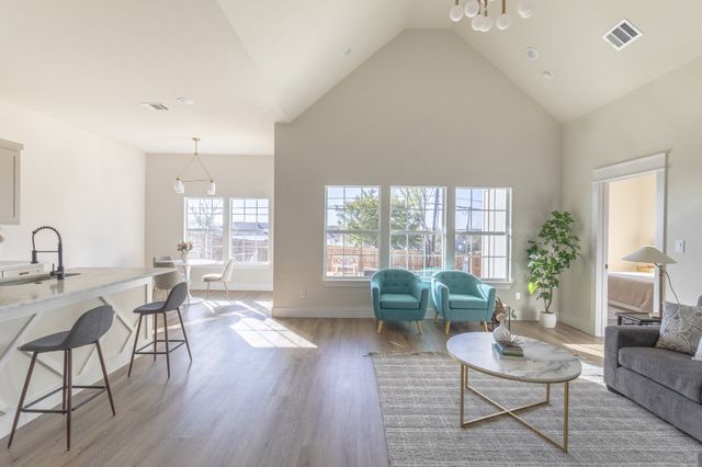 5221 Farnsworth Avenue, Fort Worth, TX 76107