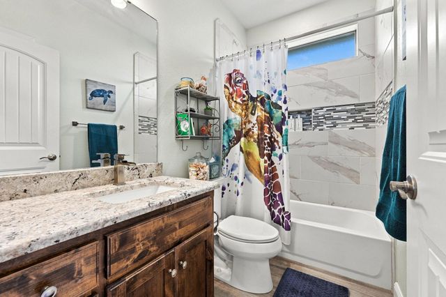 603 E Burks Street, Pilot Point, TX 76258