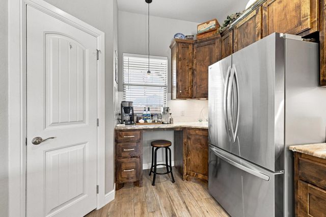 603 E Burks Street, Pilot Point, TX 76258