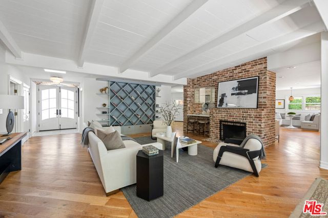 8045 Rayford Drive, Los Angeles, CA 90045