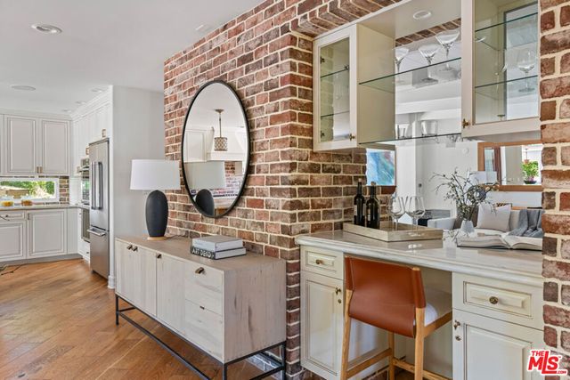 8045 Rayford Drive, Los Angeles, CA 90045