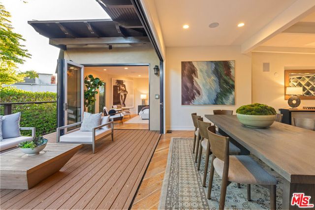 8045 Rayford Drive, Los Angeles, CA 90045