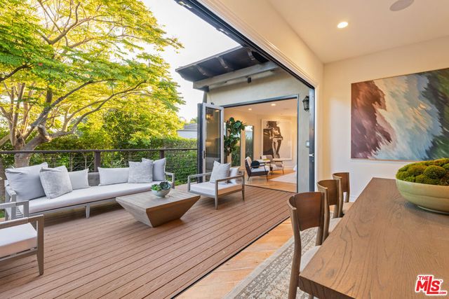 8045 Rayford Drive, Los Angeles, CA 90045