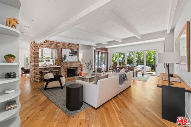 8045 Rayford Drive, Los Angeles, CA 90045