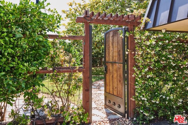 8045 Rayford Drive, Los Angeles, CA 90045