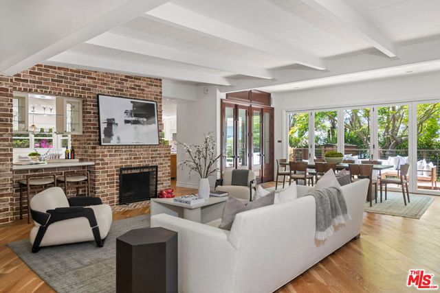 8045 Rayford Drive, Los Angeles, CA 90045