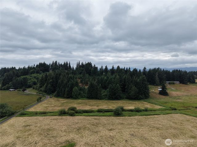 12345 Case Road SW, Olympia, WA 98512