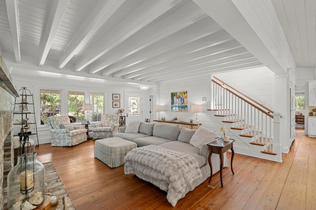 7 Tabby Lane, Isle Of Palms, SC 29451