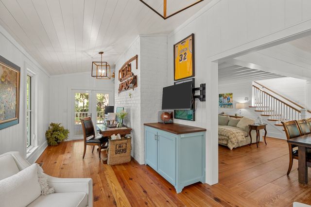 7 Tabby Lane, Isle Of Palms, SC 29451