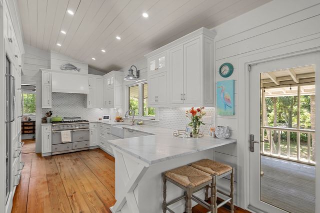 7 Tabby Lane, Isle Of Palms, SC 29451
