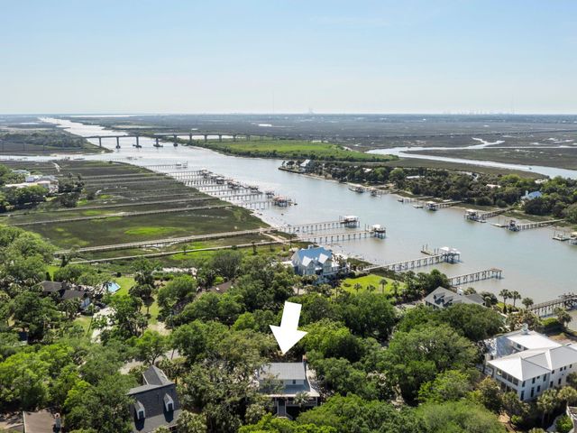 7 Tabby Lane, Isle Of Palms, SC 29451