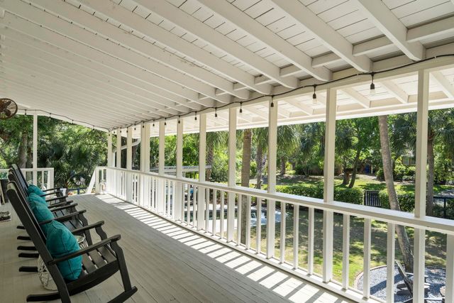 7 Tabby Lane, Isle Of Palms, SC 29451