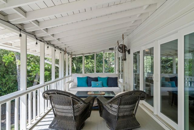 7 Tabby Lane, Isle Of Palms, SC 29451