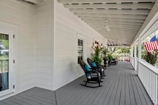 7 Tabby Lane, Isle Of Palms, SC 29451