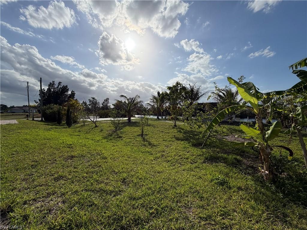 Image 20 of property listing at 2633 NW 24th ST, Cape Coral, FL 33993