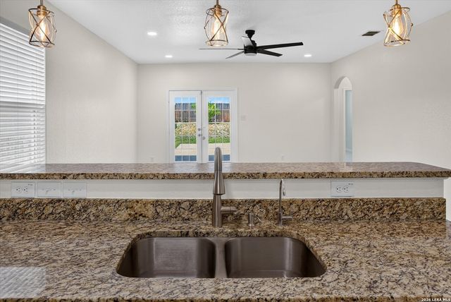 12102 LUCKEY SMT, San Antonio, TX 78252