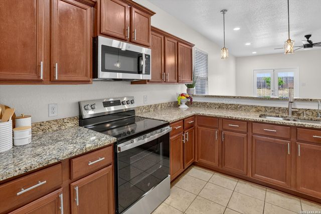 12102 LUCKEY SMT, San Antonio, TX 78252