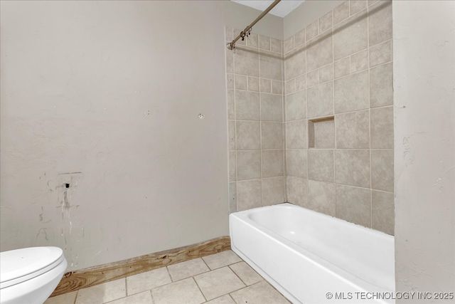 515 McCarley, Colbert, OK 74733