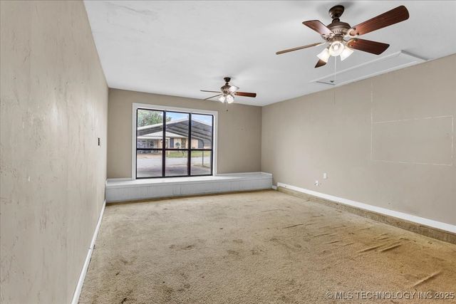 515 McCarley, Colbert, OK 74733