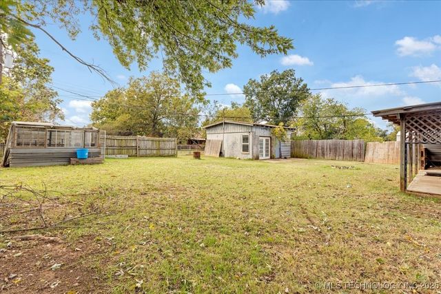 515 McCarley, Colbert, OK 74733