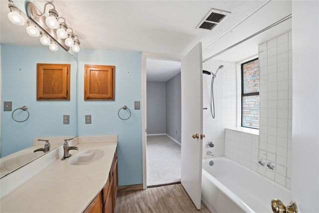 275 Henry M Chandler Drive, Rockwall, TX 75032