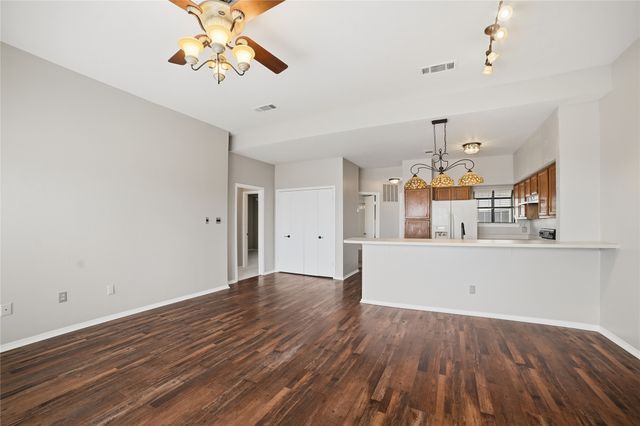 275 Henry M Chandler Drive, Rockwall, TX 75032