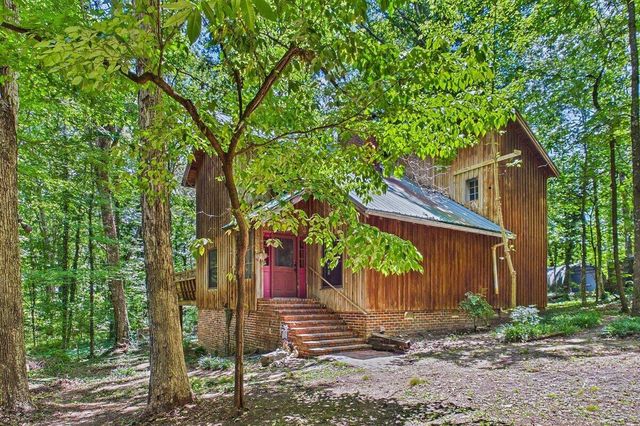 170 County Road 709 Road, Riceville, TN 37370
