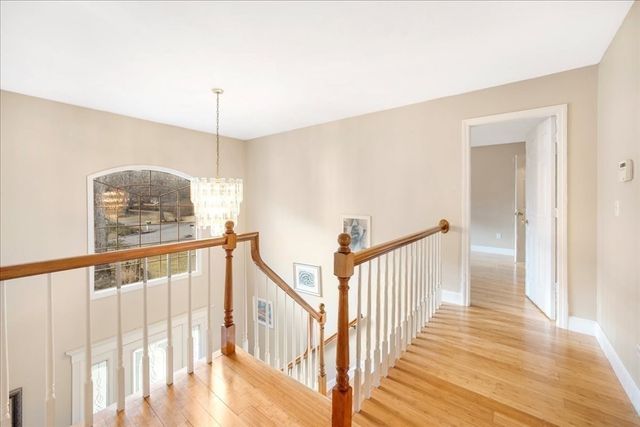 15 Stonewall Ave, Dartmouth, MA 02747