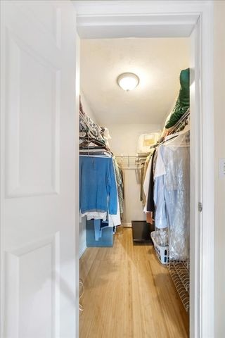 15 Stonewall Ave, Dartmouth, MA 02747