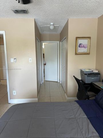 10521 SW 158th Ct 305, Miami, FL 33196