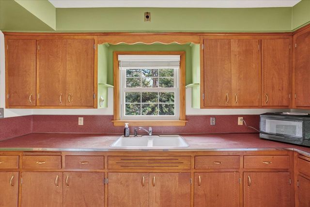 3765 E Bottsford Avenue, Cudahy, WI 53110